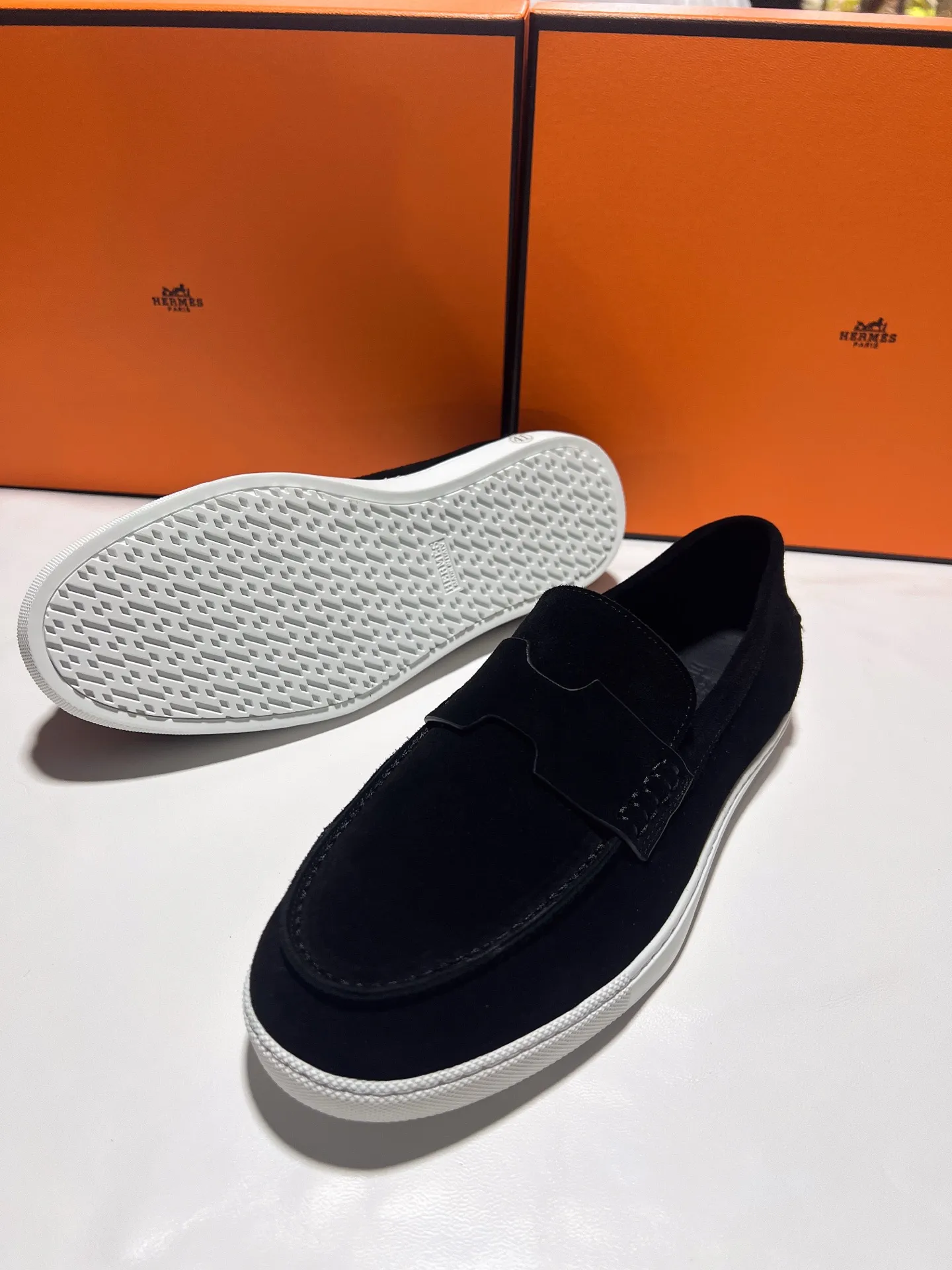 👟👟Ex-factory price 540👟👟 ♥2025 HERMES The latest hot model, the official website is developed simultaneously, original quality Size: Women's size 36/46